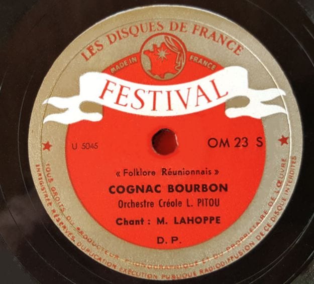 'Cognac Bourbon', 78 tours Festival. Avec l'orchestre de Loulou Pitou. Interprété par Maxime Laope. On remarquera au passage l'orthographe fantaisiste du nom 'Laope' : Lahoppe !